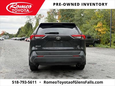2020 Toyota RAV4 LE