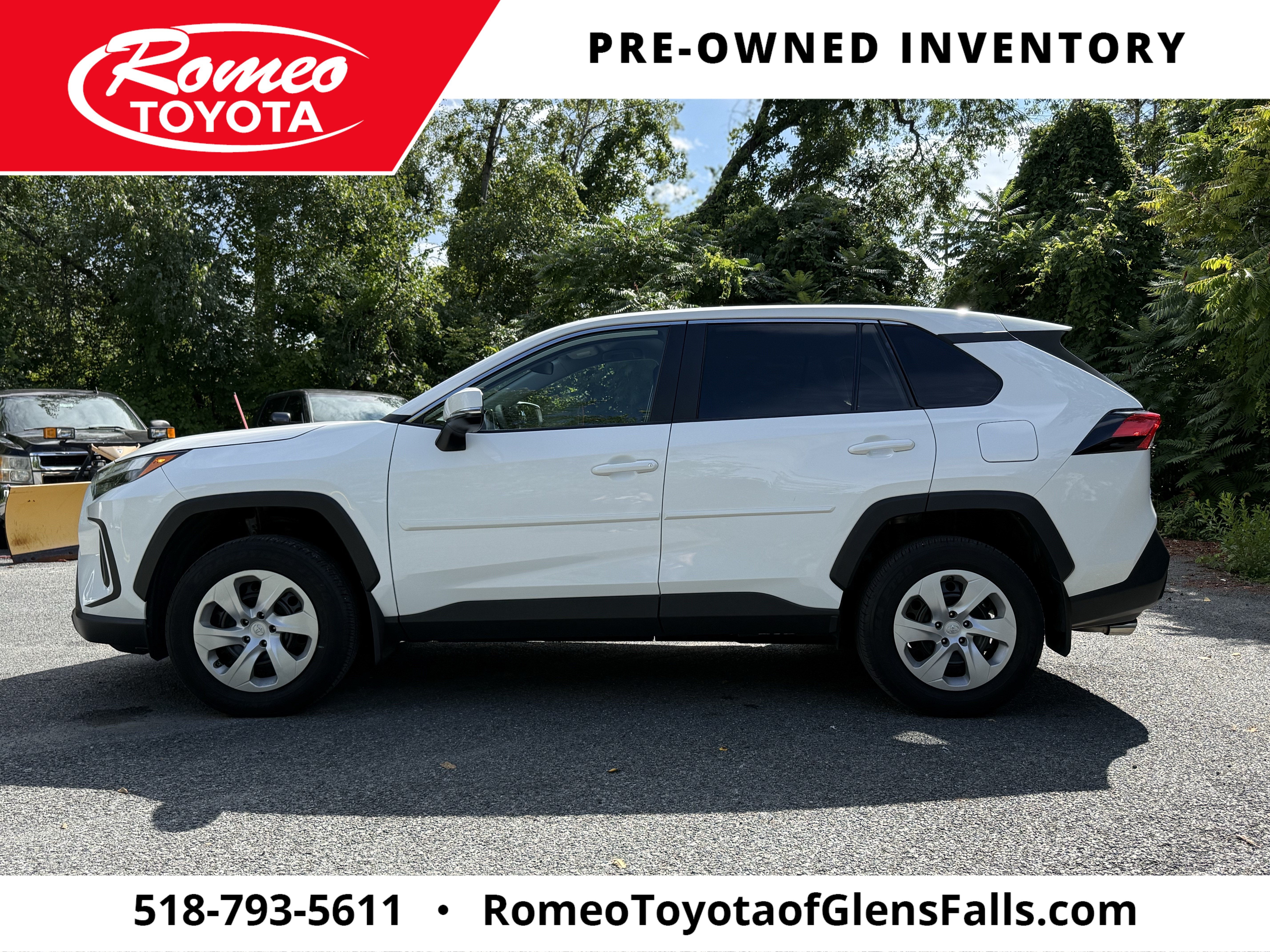 2025 Toyota RAV4 LE