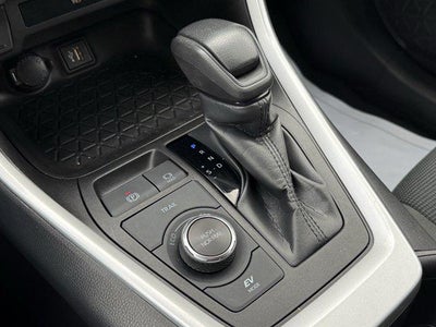 2024 Toyota RAV4 HYBRID Hybrid LE