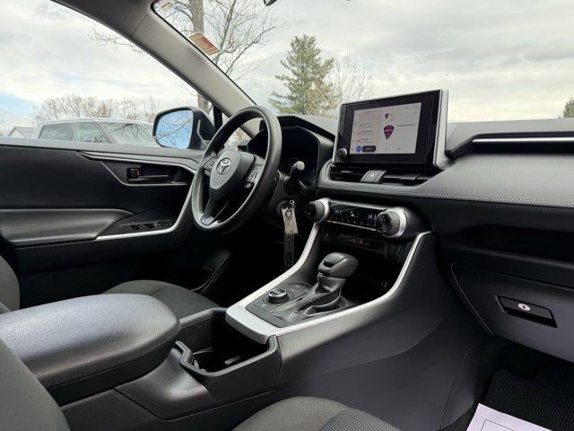 2024 Toyota RAV4 HYBRID Hybrid LE