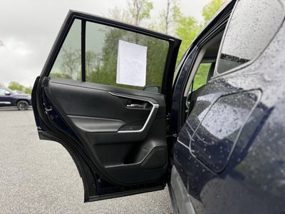 2022 Toyota RAV4 HYBRID Hybrid XLE