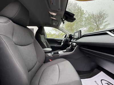 2022 Toyota RAV4 HYBRID Hybrid XLE