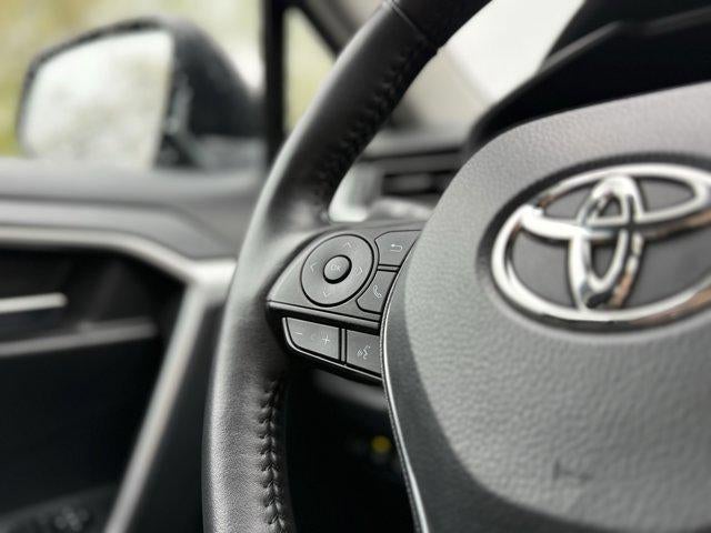 2022 Toyota RAV4 HYBRID Hybrid XLE