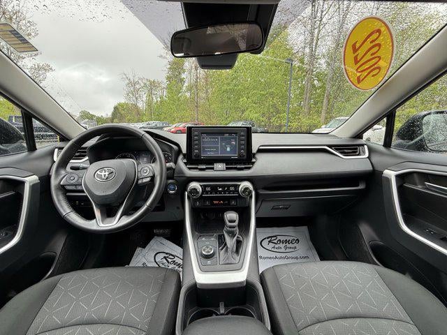 2022 Toyota RAV4 HYBRID Hybrid XLE