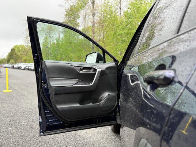 2022 Toyota RAV4 HYBRID Hybrid XLE