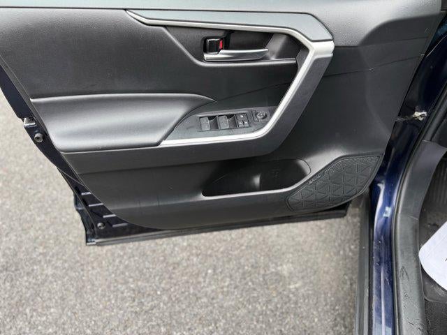 2022 Toyota RAV4 HYBRID Hybrid XLE