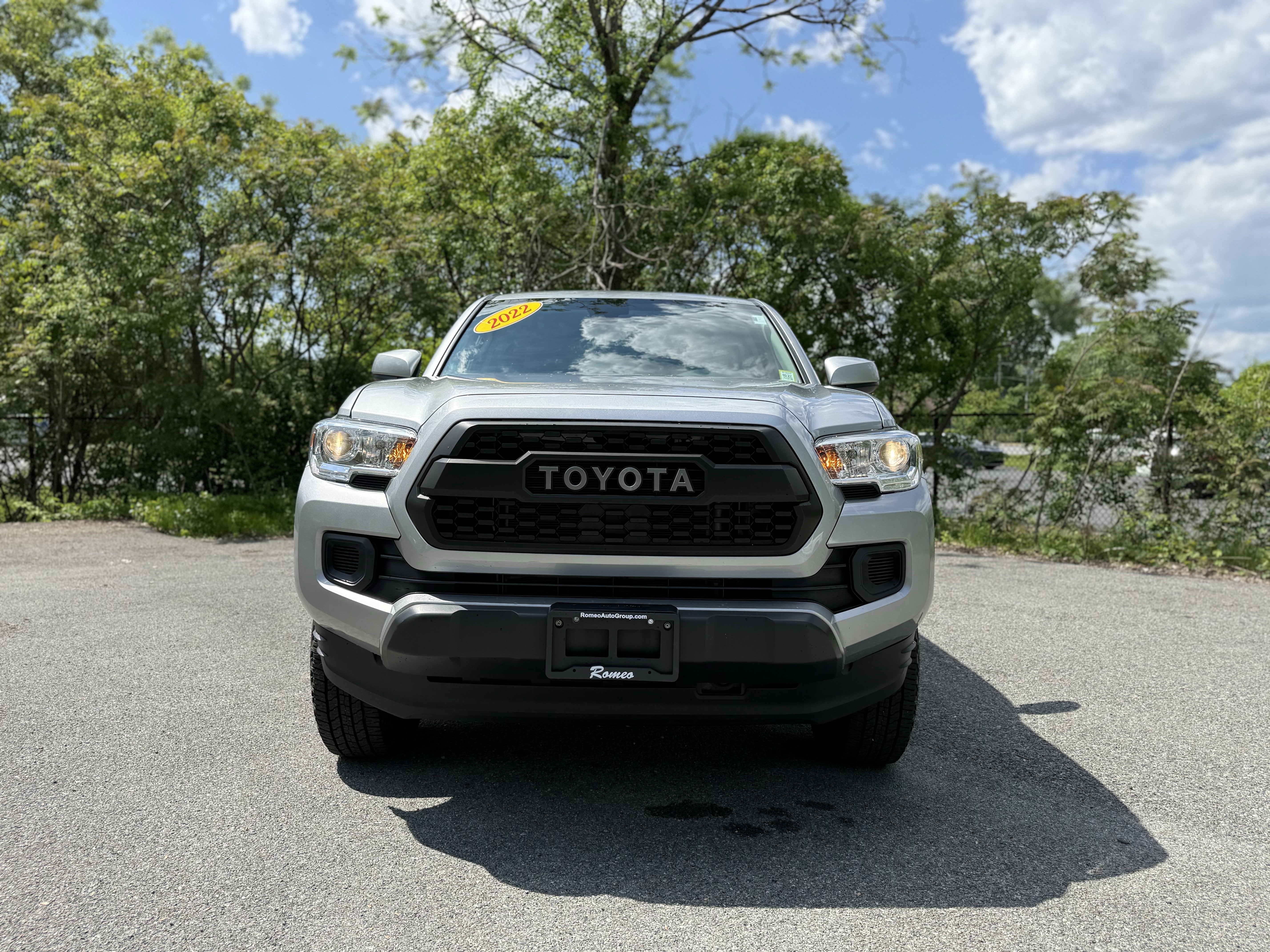 2022 Toyota TACOMA SR SR