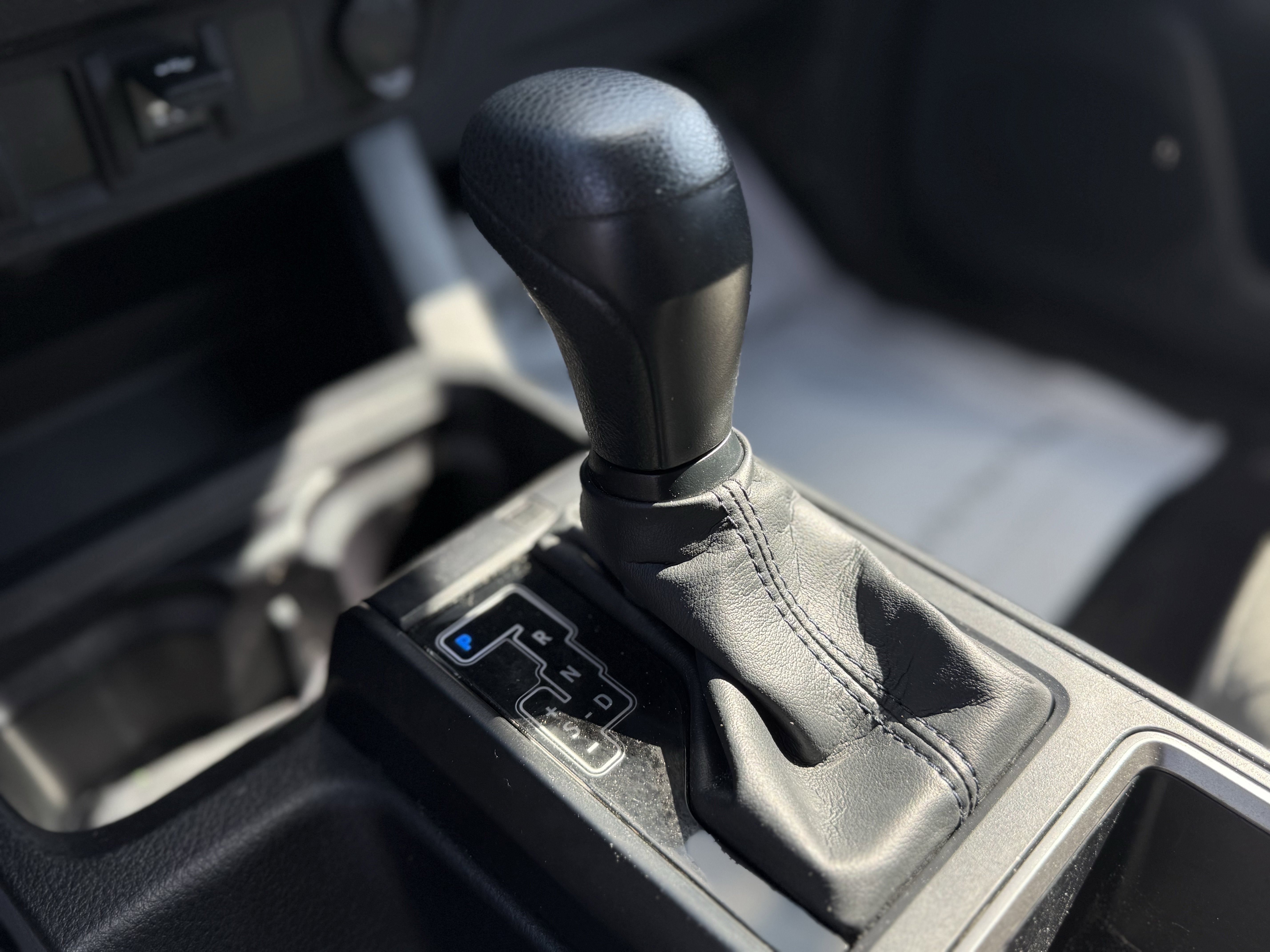 2022 Toyota TACOMA SR SR