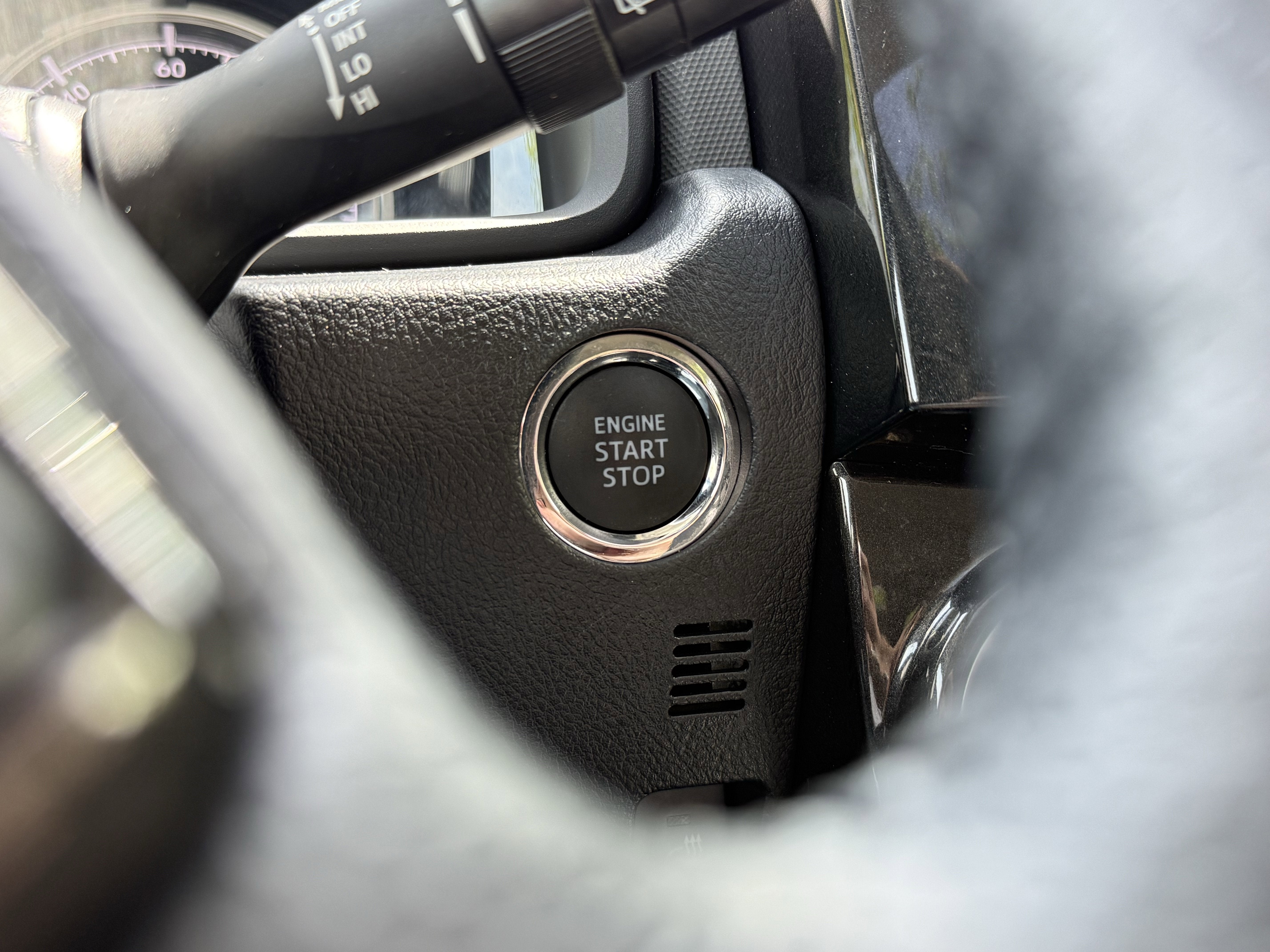 2022 Toyota TACOMA SR SR