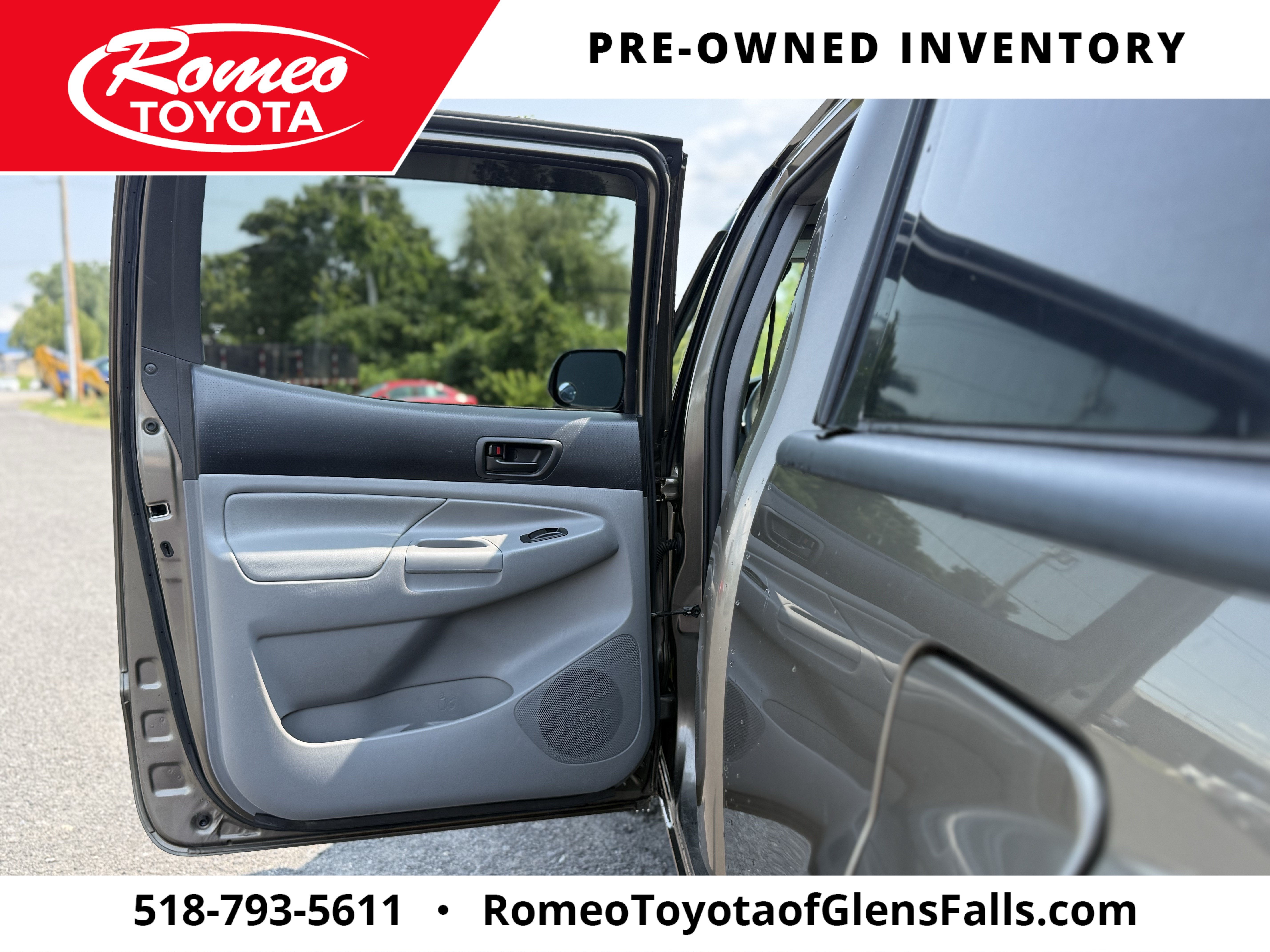 2015 Toyota TACOMA Base