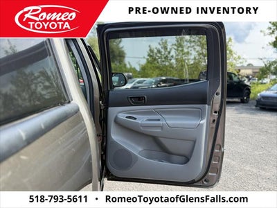 2015 Toyota TACOMA Base