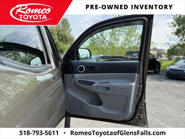 2015 Toyota TACOMA Base