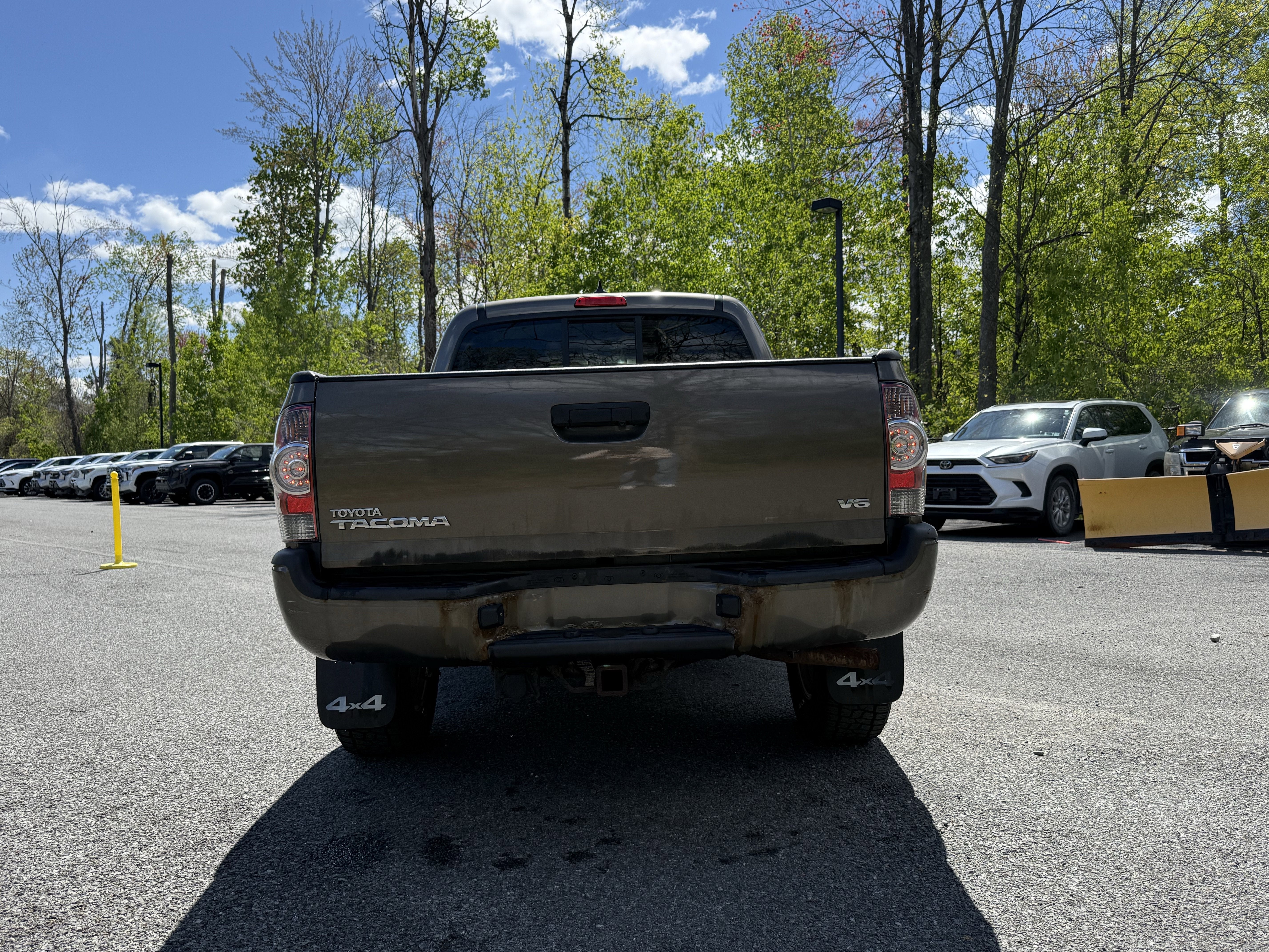 2015 Toyota TACOMA Base