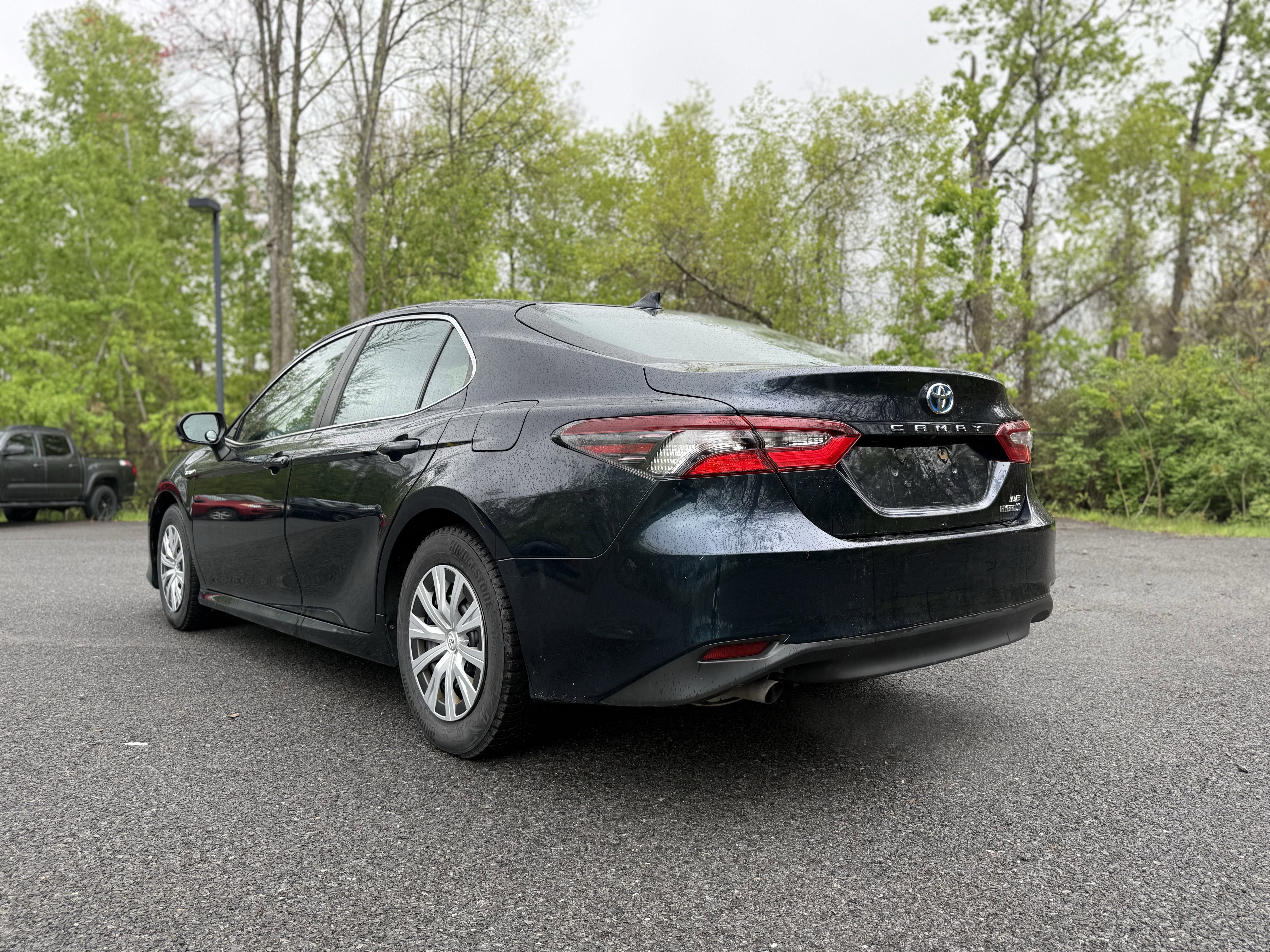 2021 Toyota CAMRY Hybrid LE