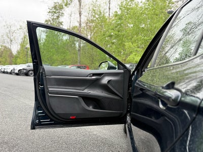 2021 Toyota CAMRY Hybrid LE