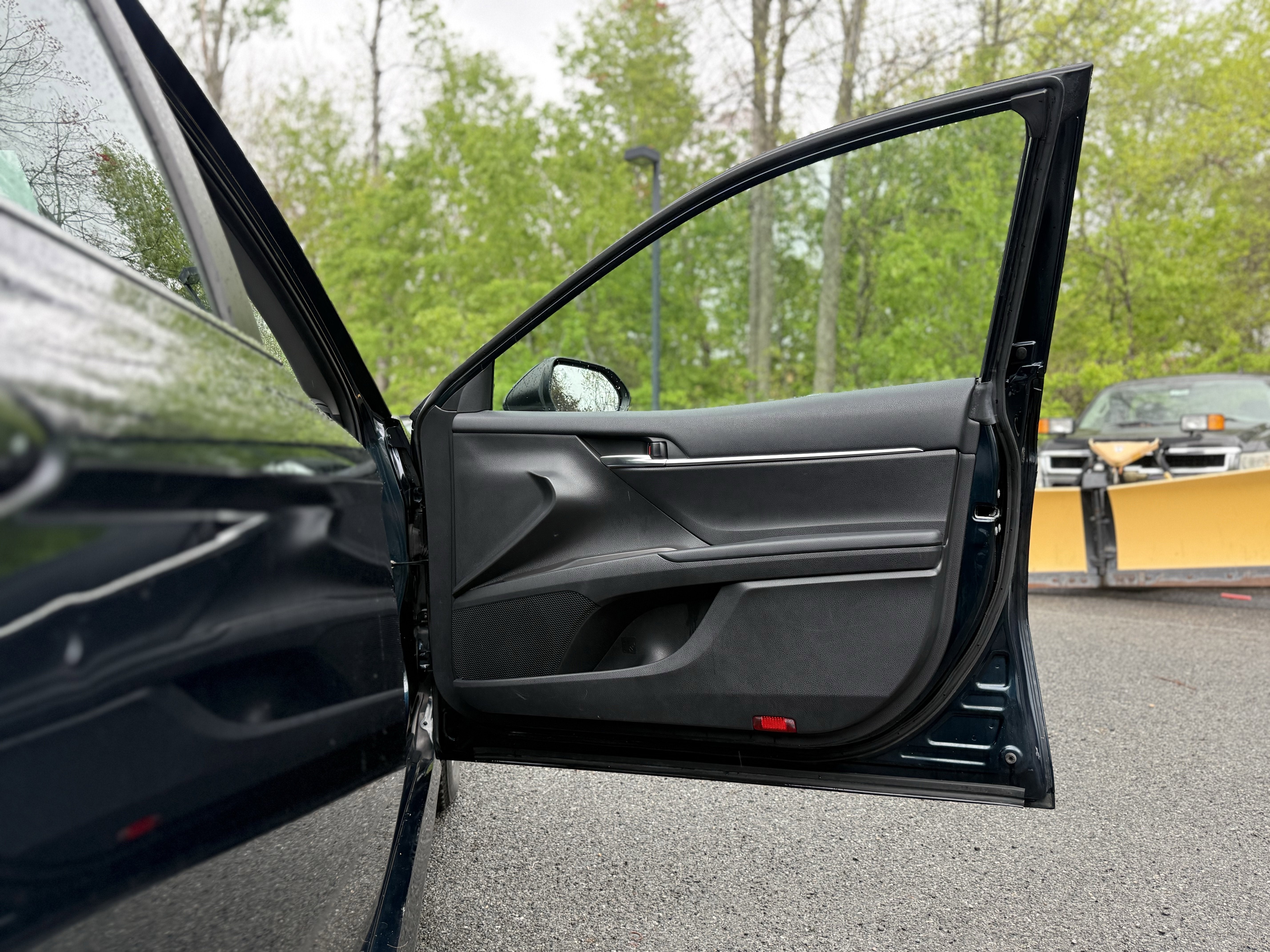 2021 Toyota CAMRY Hybrid LE