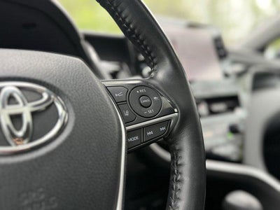 2021 Toyota CAMRY Hybrid LE