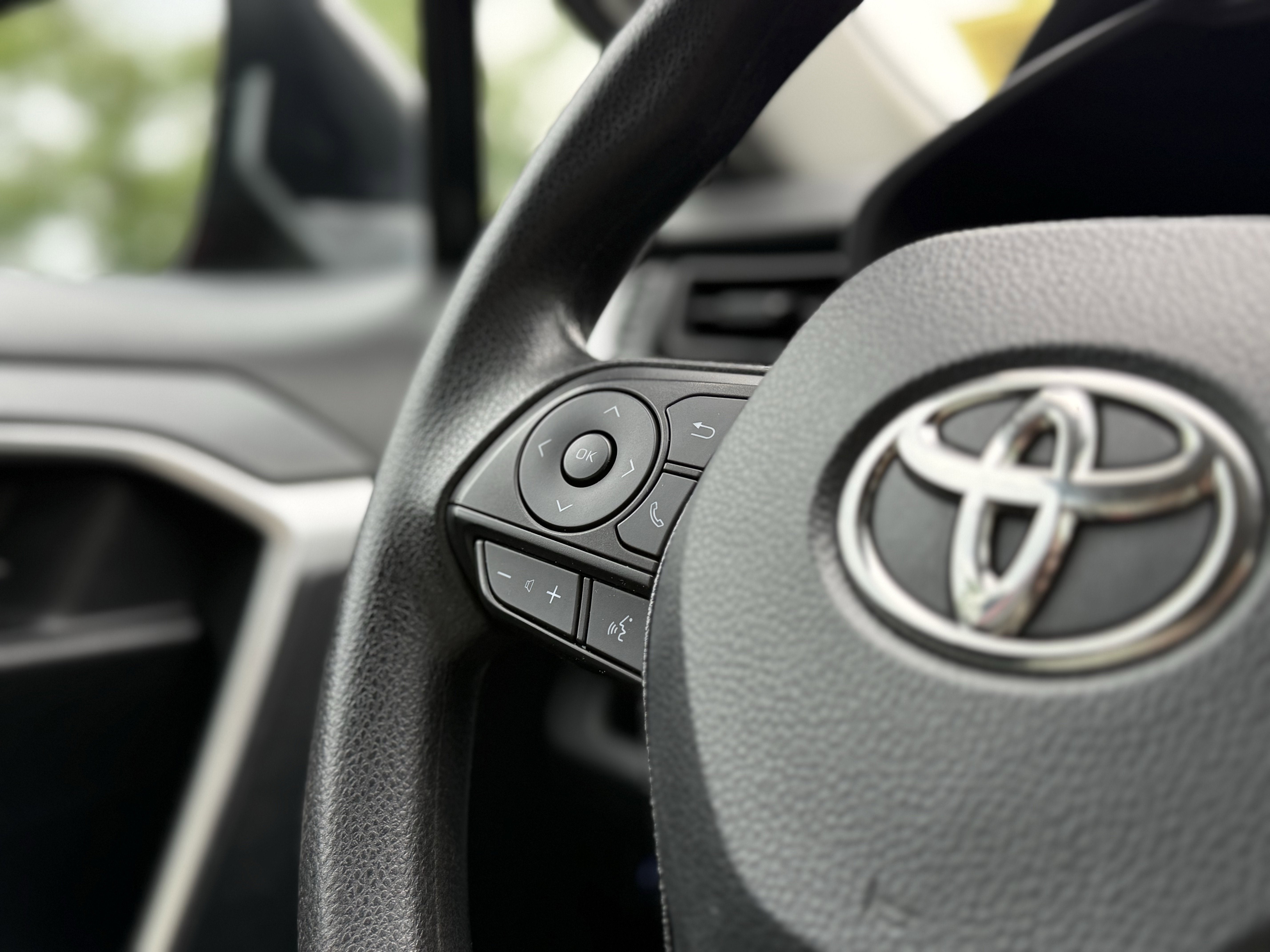 2021 Toyota RAV4 HYBRID Hybrid LE