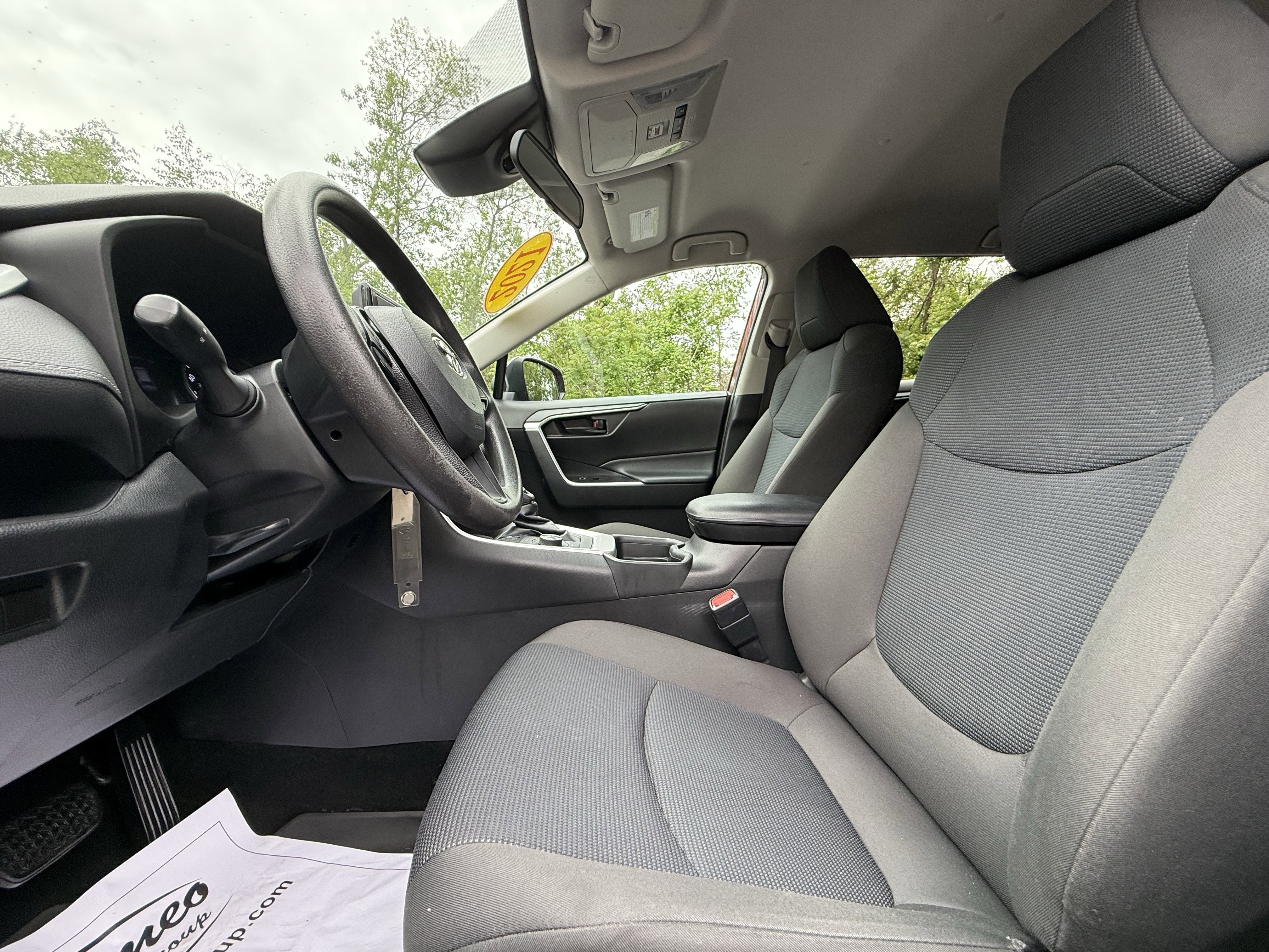 2021 Toyota RAV4 HYBRID Hybrid LE