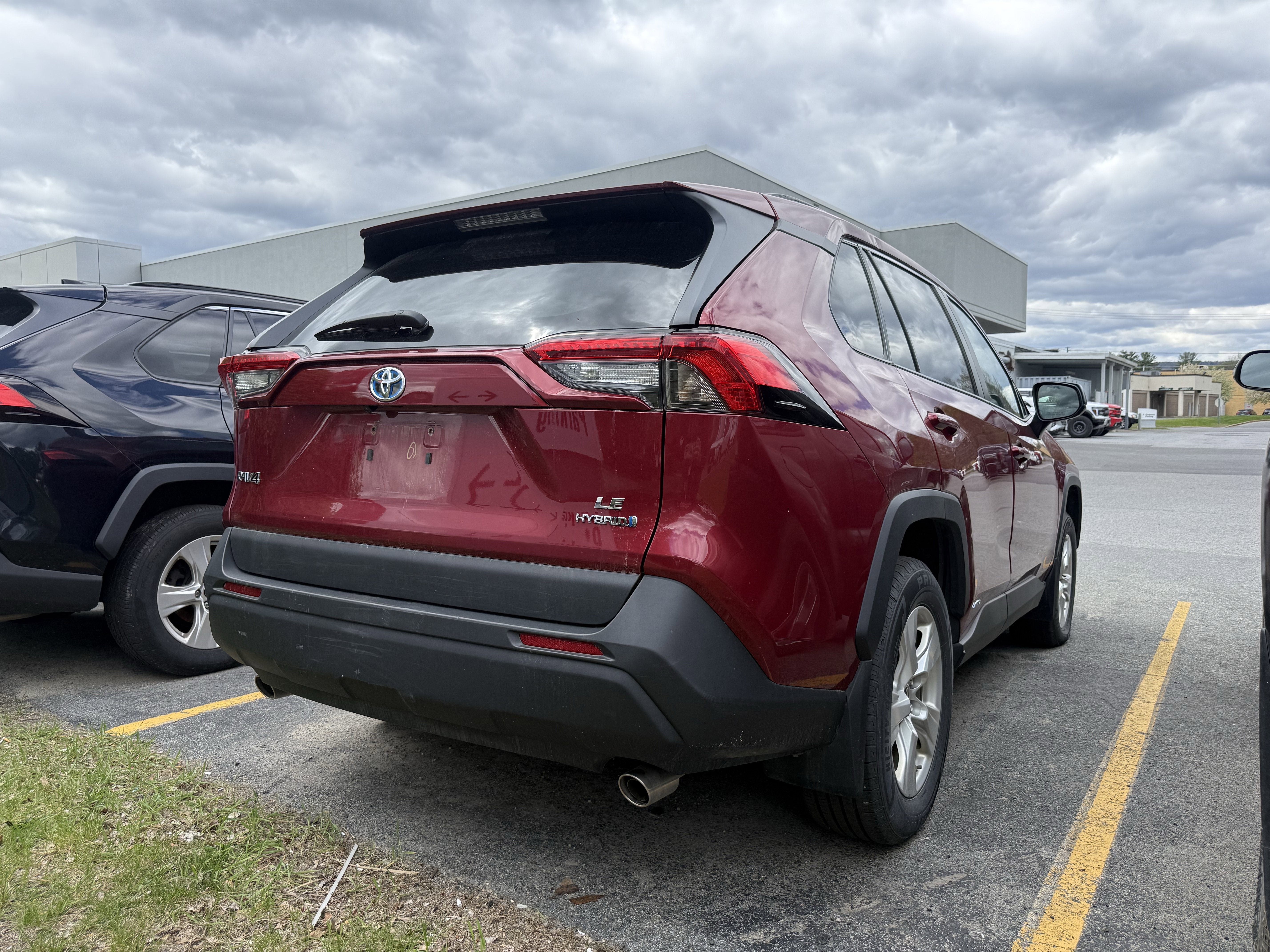2021 Toyota RAV4 HYBRID Hybrid LE
