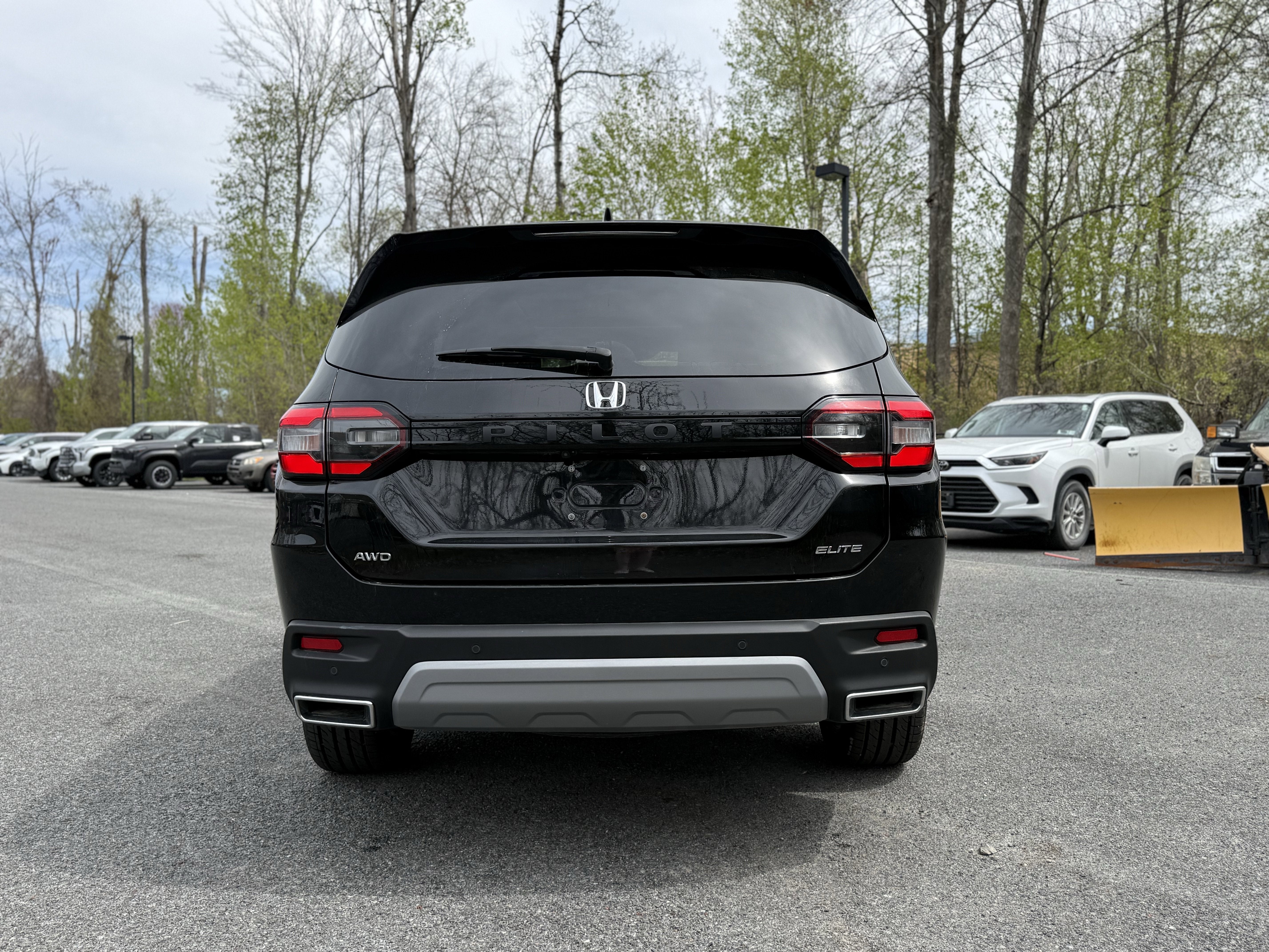 2023 Honda Pilot Elite