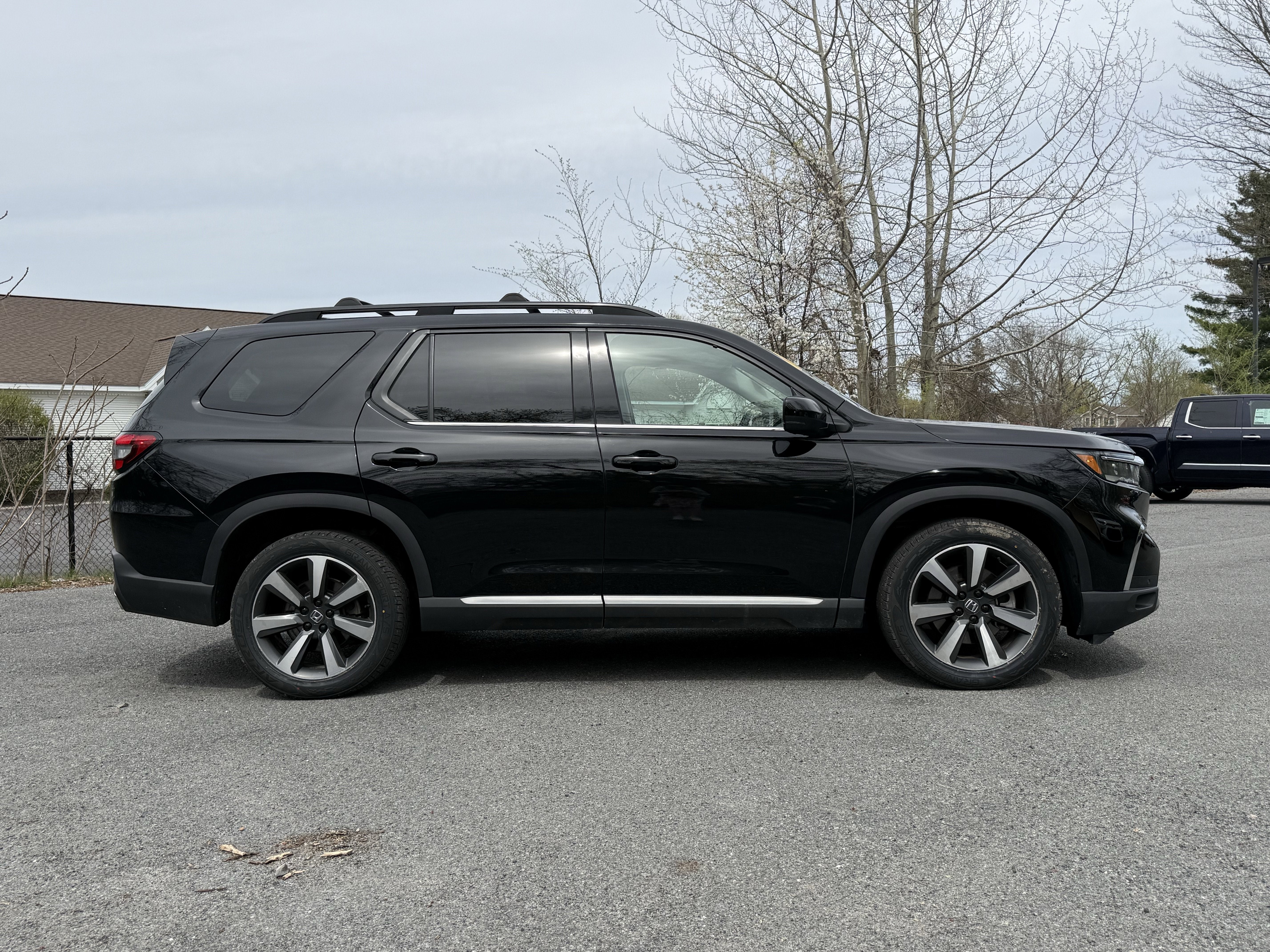 2023 Honda Pilot Elite