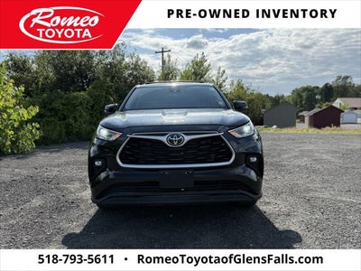2022 Toyota Highlander LE