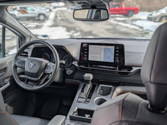 2024 Toyota Sienna XSE