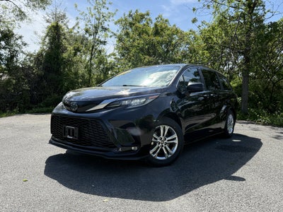 2022 Toyota SIENNA XSE AWD XSE