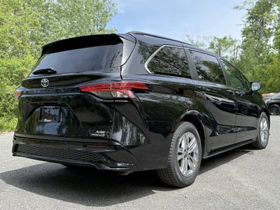 2022 Toyota SIENNA XSE AWD XSE