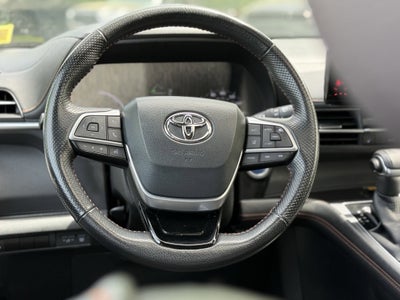 2022 Toyota SIENNA XSE AWD XSE