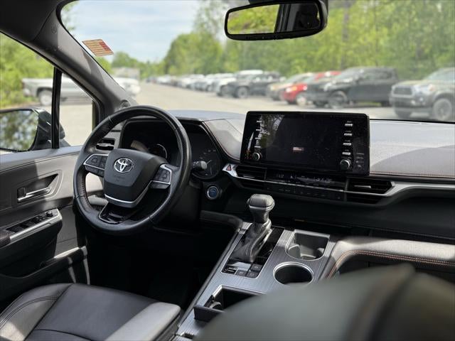 2022 Toyota SIENNA XSE AWD XSE