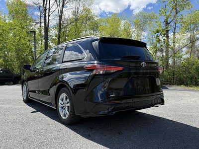 2022 Toyota SIENNA XSE AWD XSE