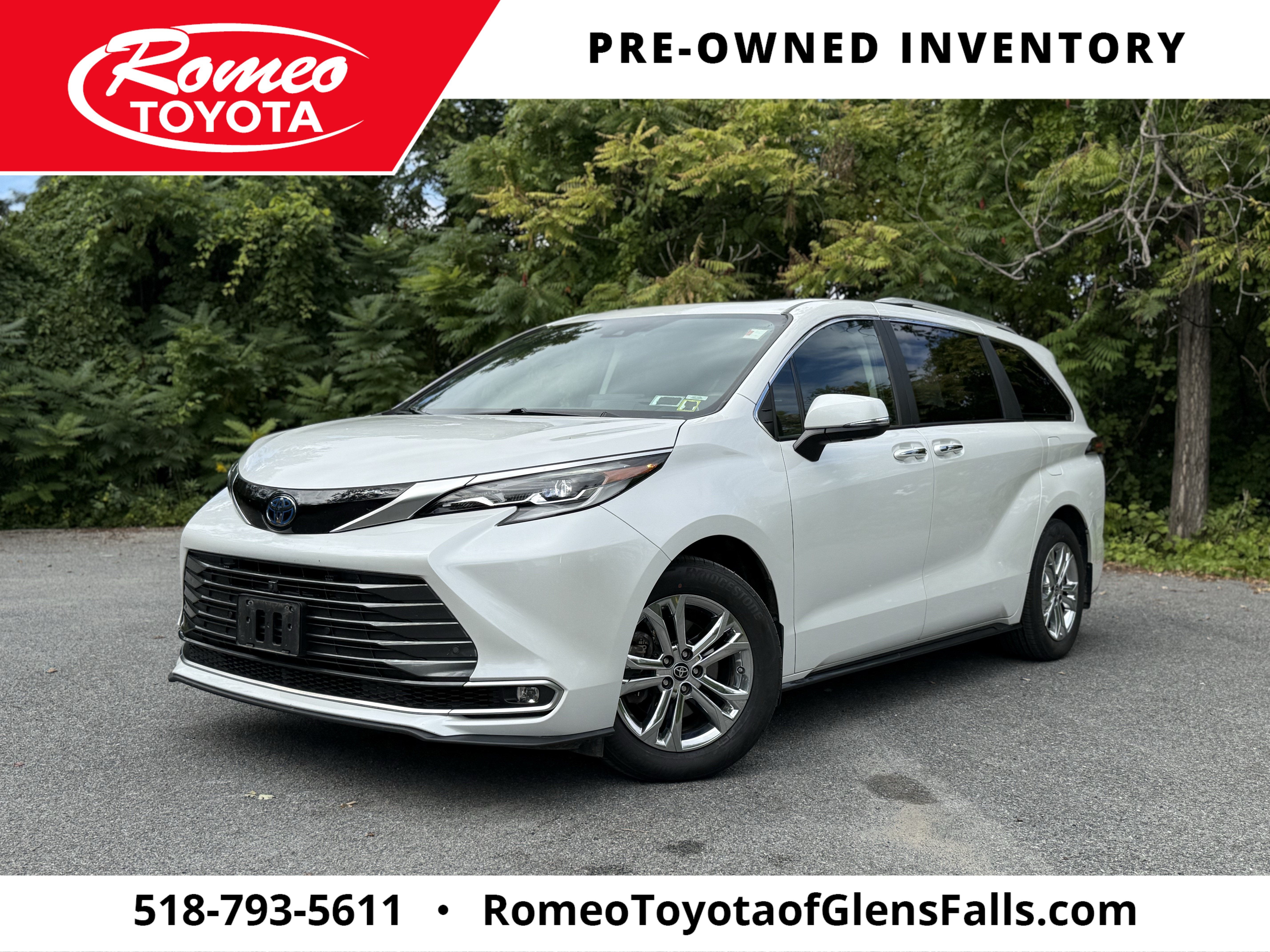 2023 Toyota Sienna Platinum