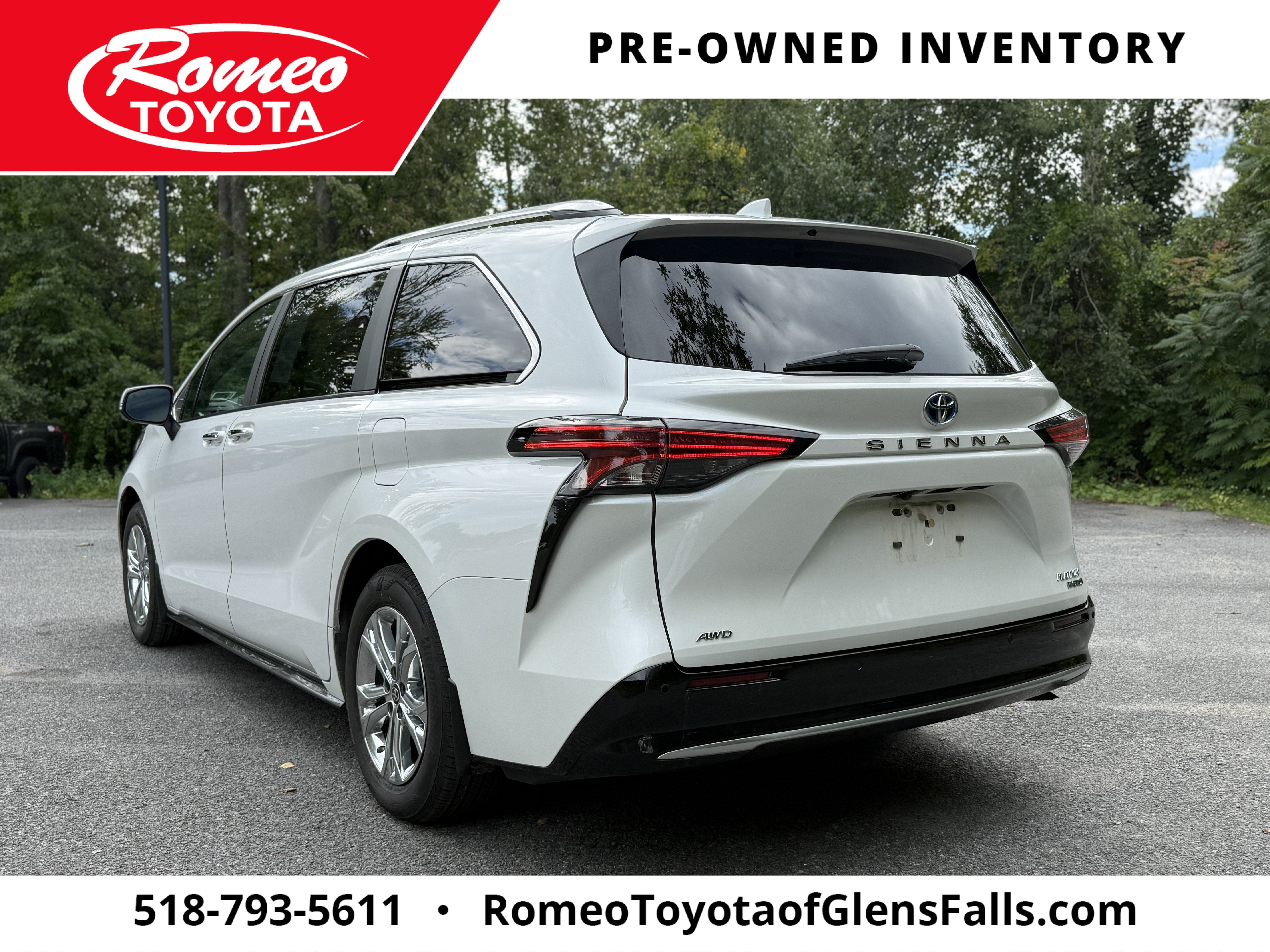 2023 Toyota Sienna Platinum