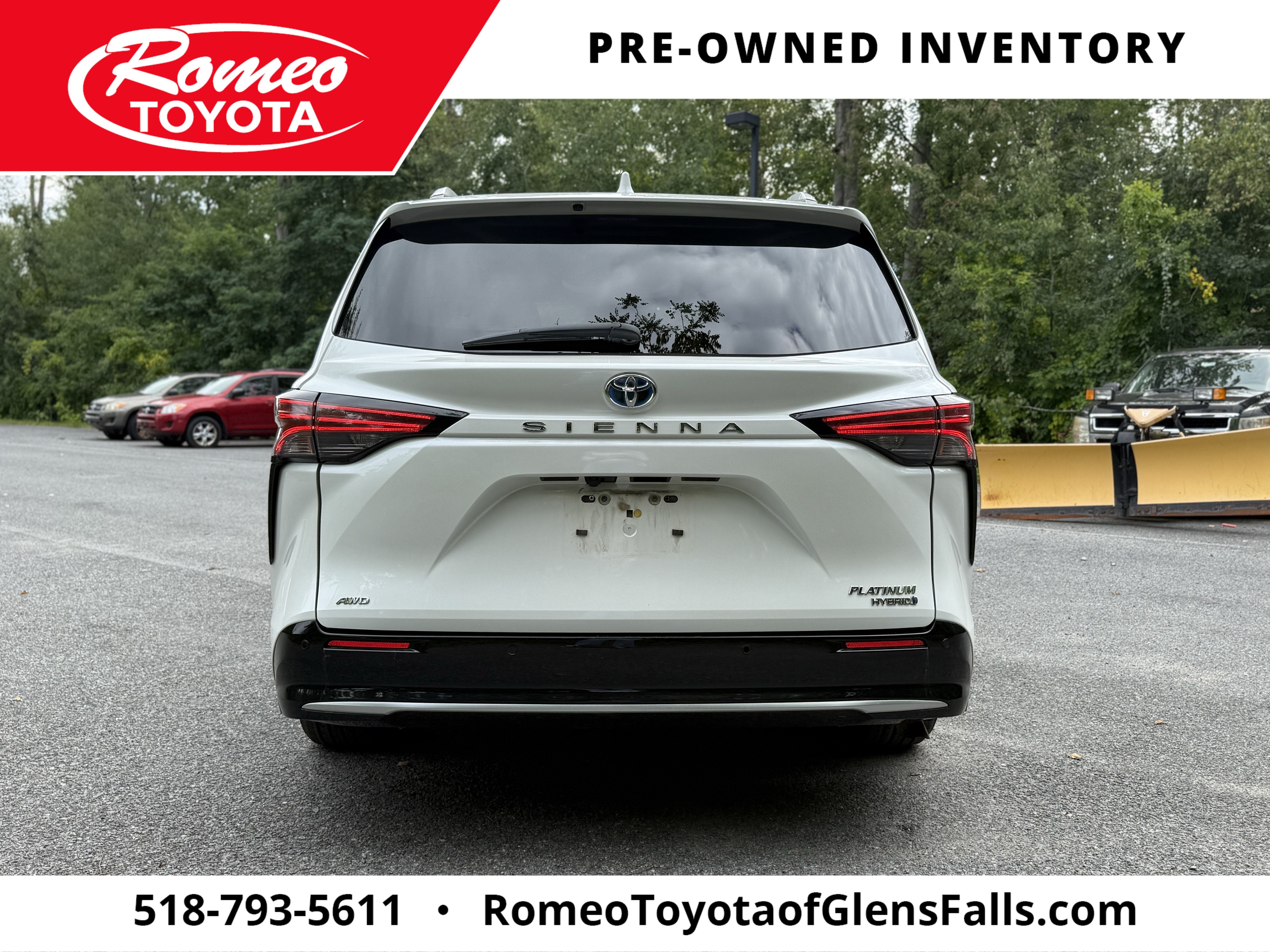 2023 Toyota Sienna Platinum