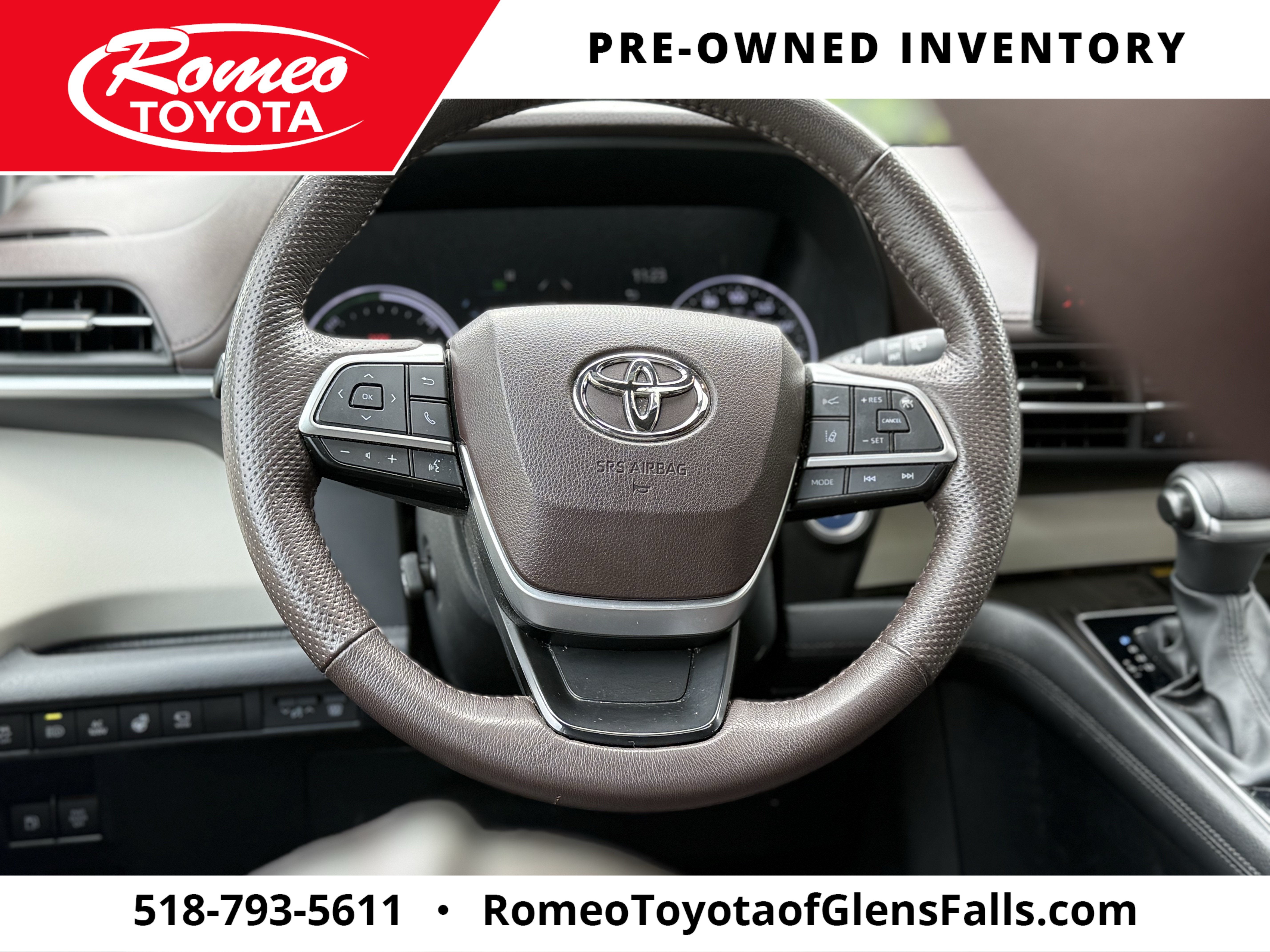 2023 Toyota Sienna Platinum