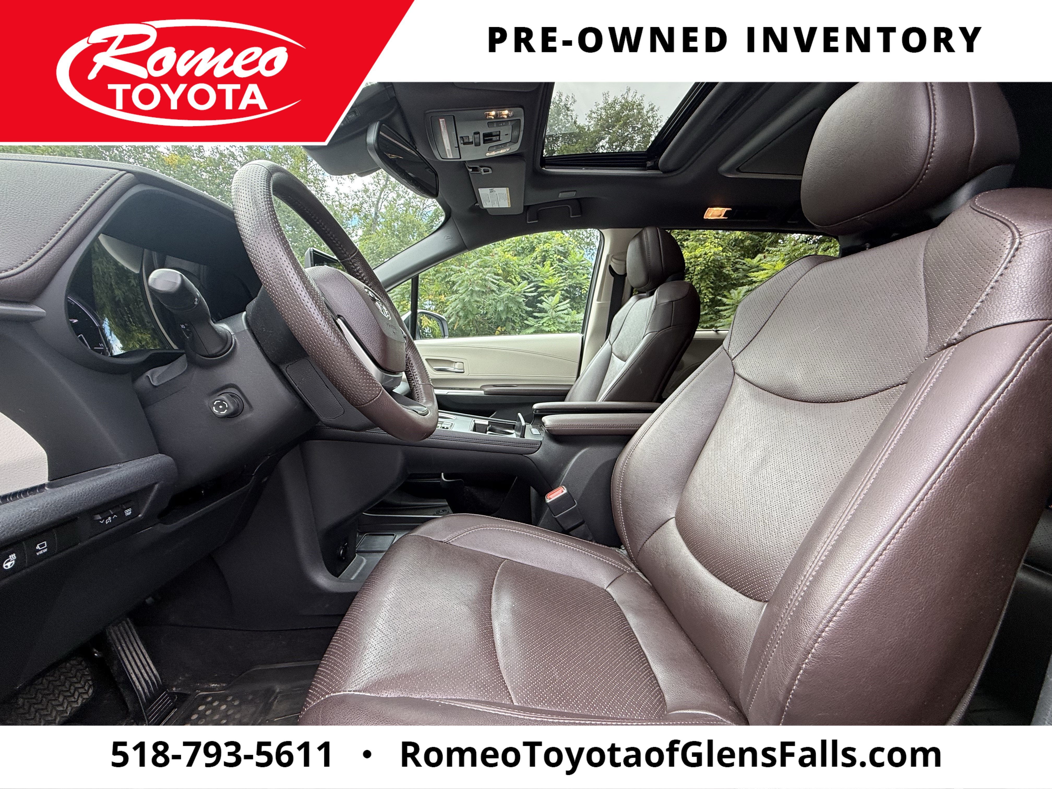 2023 Toyota Sienna Platinum
