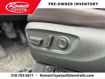 2023 Toyota Sienna Platinum