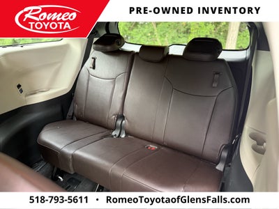 2023 Toyota Sienna Platinum