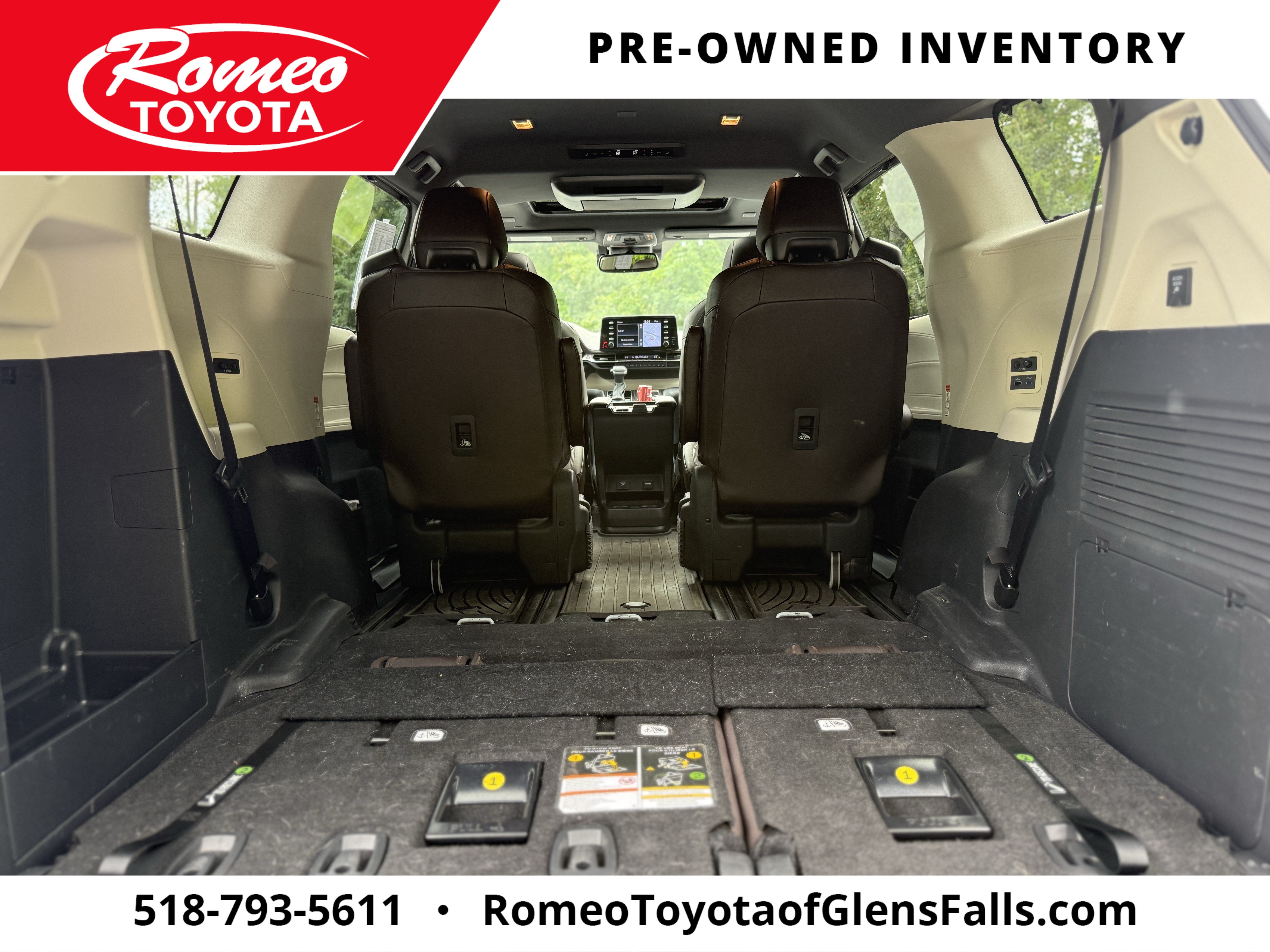 2023 Toyota Sienna Platinum
