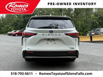 2023 Toyota Sienna Platinum