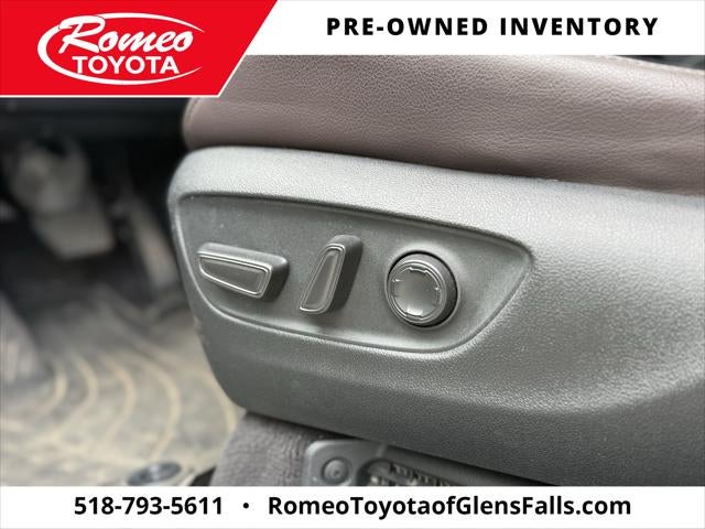 2023 Toyota Sienna Platinum