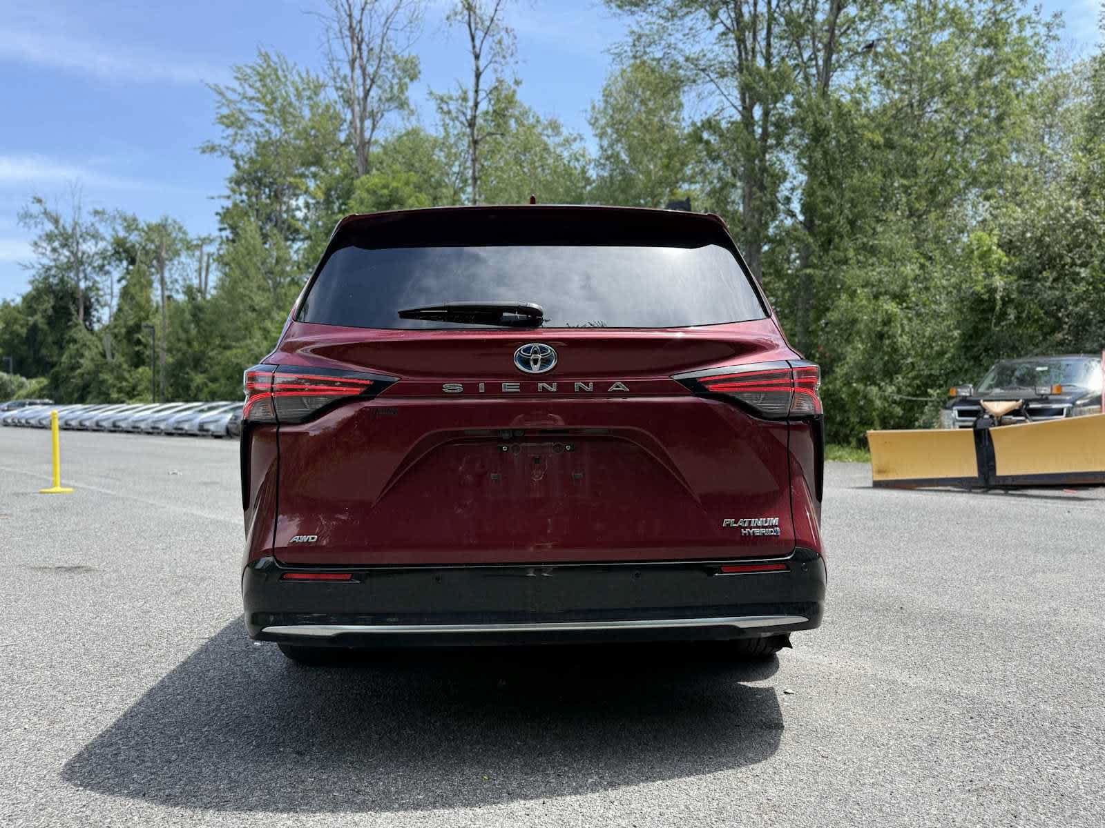2022 Toyota Sienna Platinum
