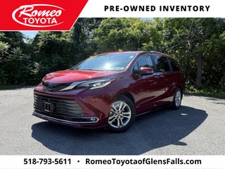 2022 Toyota Sienna Platinum