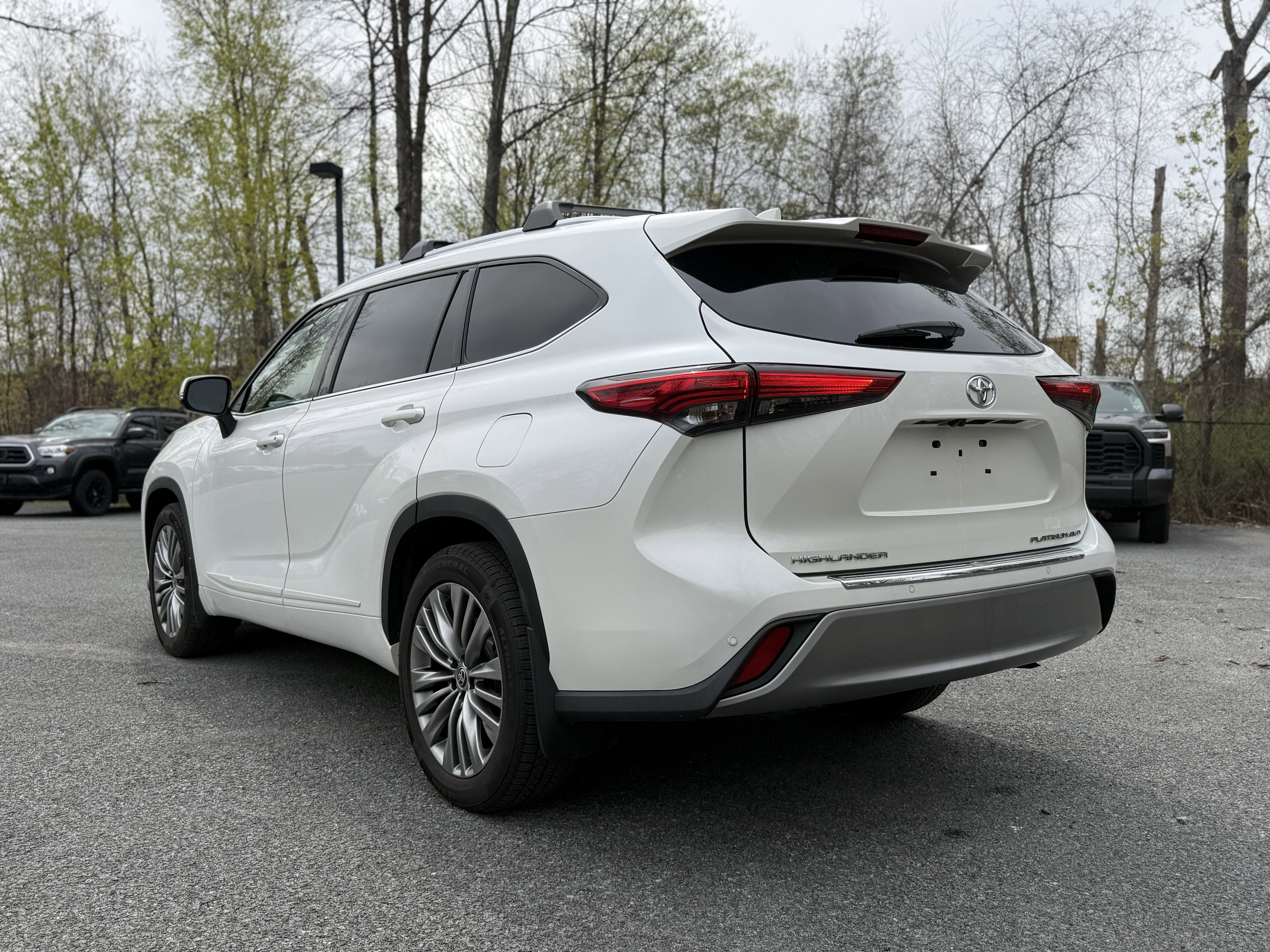 2021 Toyota HIGHLANDER Platinum