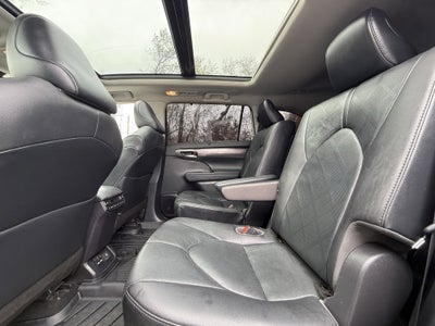 2021 Toyota HIGHLANDER Platinum
