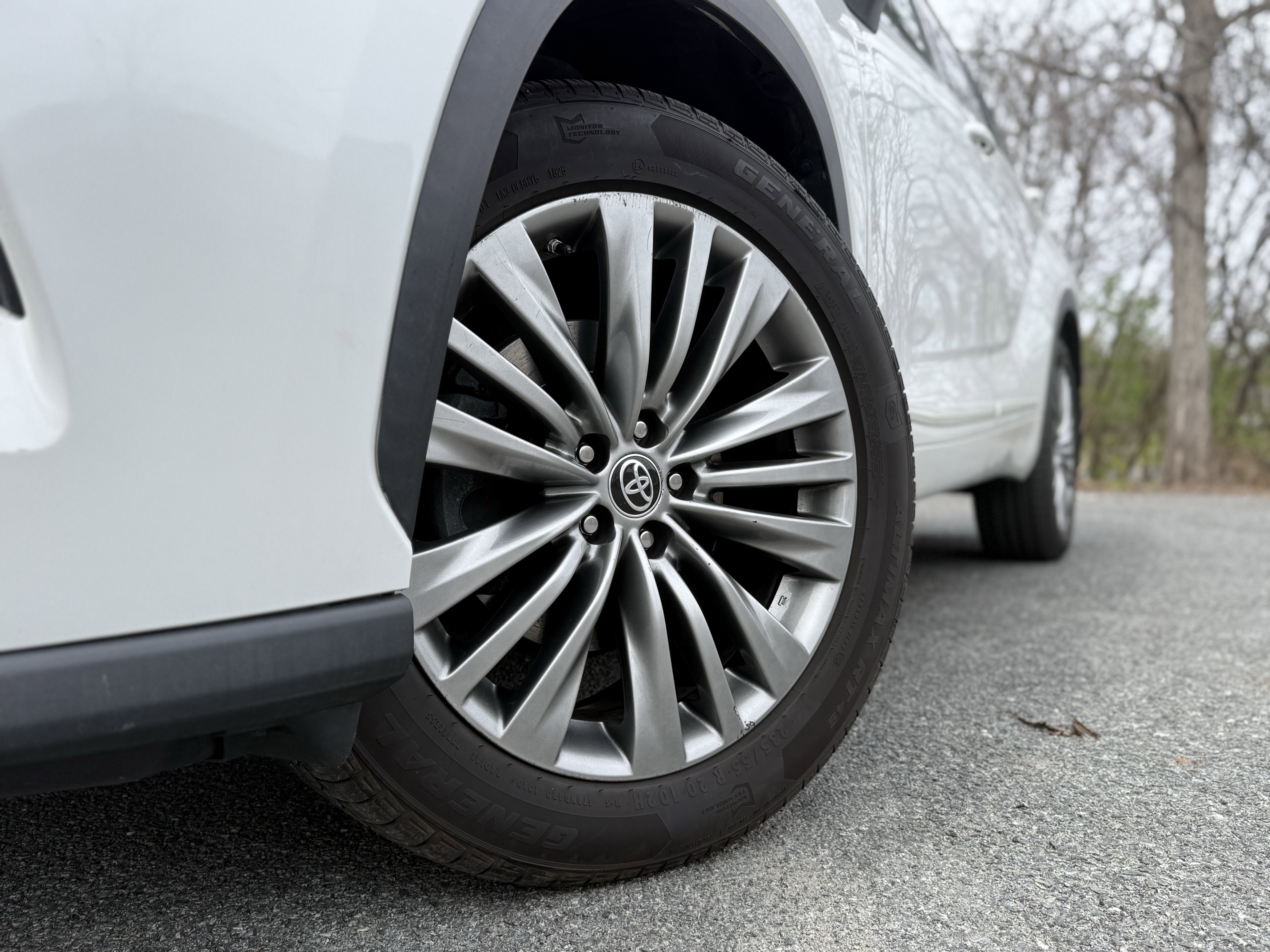 2021 Toyota HIGHLANDER Platinum