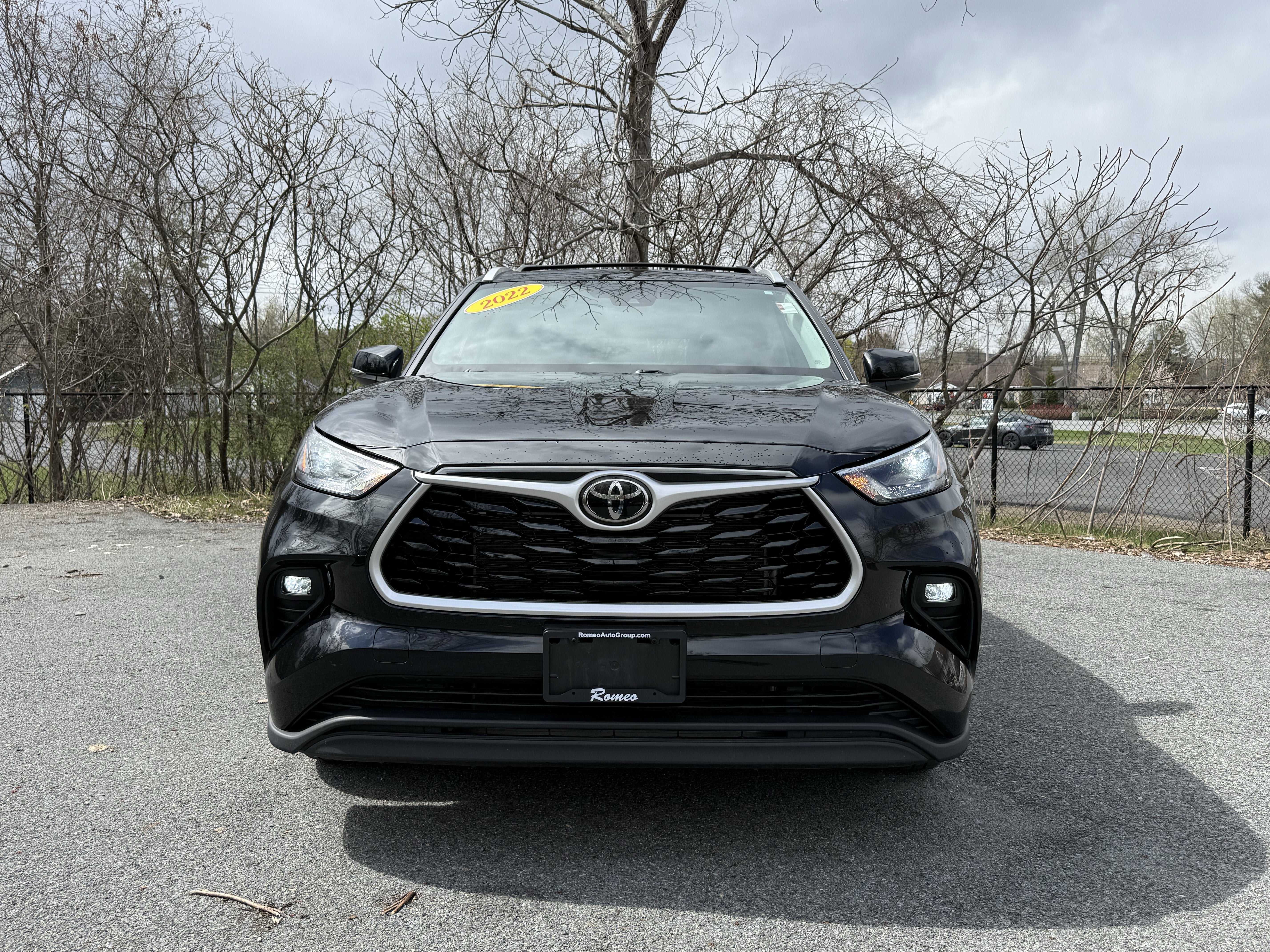 2022 Toyota HIGHLANDER XLE