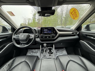 2022 Toyota HIGHLANDER XLE